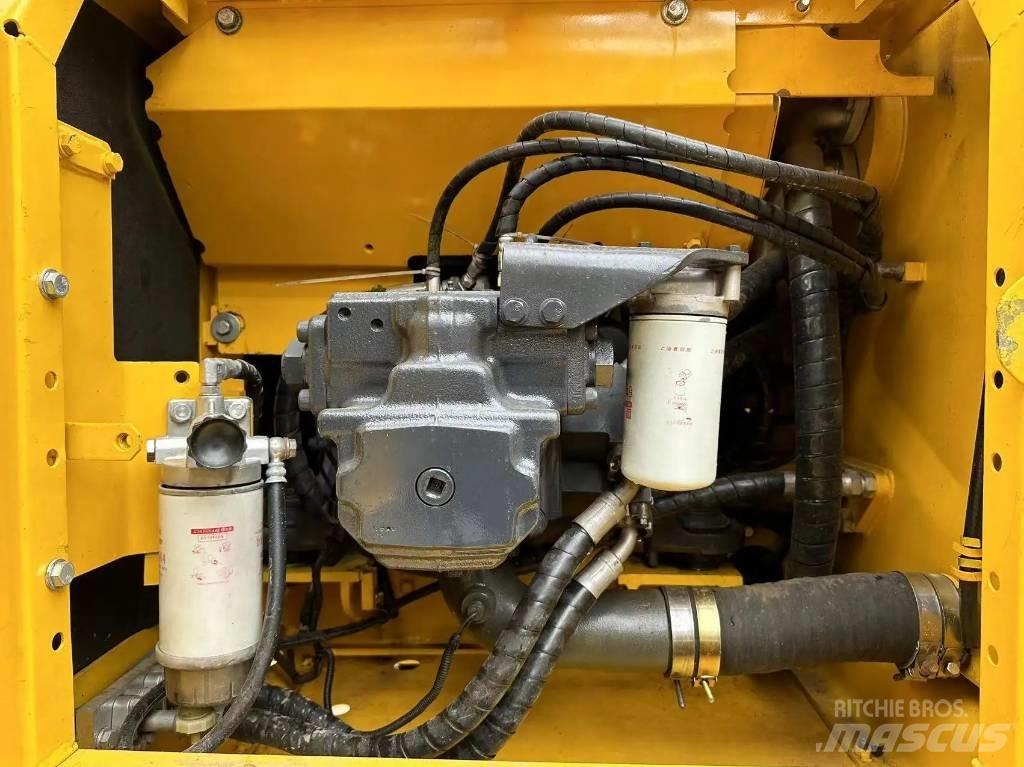 Komatsu PC 210-8 Crawler excavators