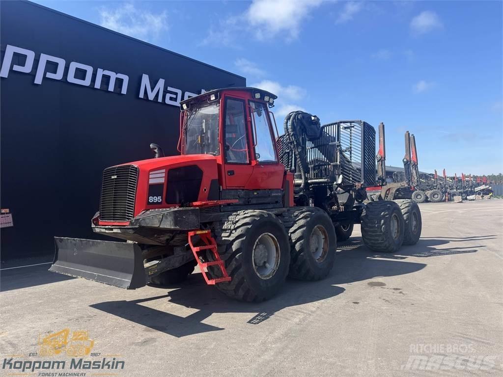 Komatsu 895 Forwarders