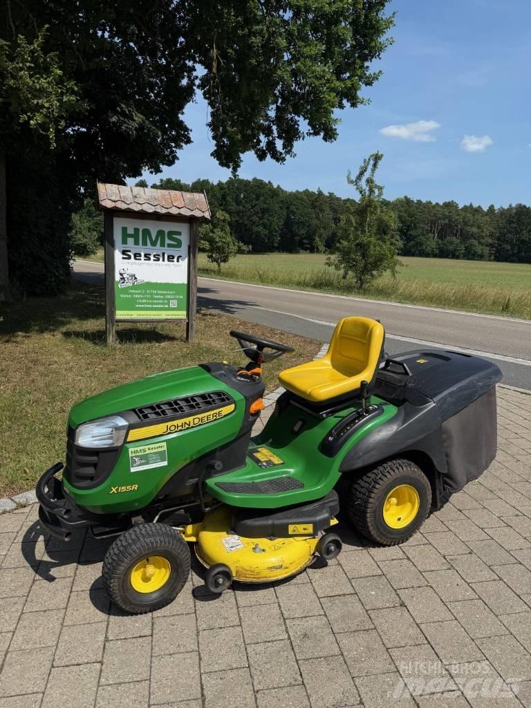 John Deere X 155 R Riding mowers