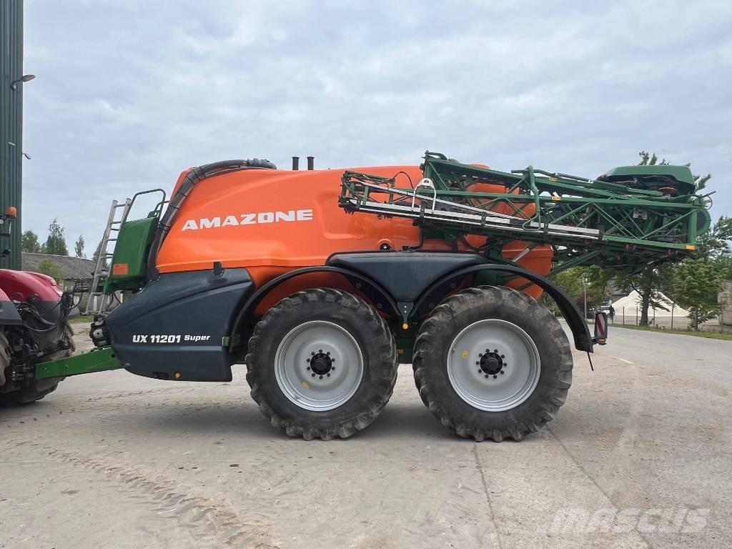 Amazone UX 11201 Sprayer fertilizers
