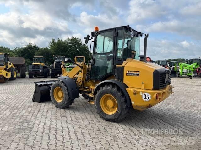 CAT 908 Wheel loaders