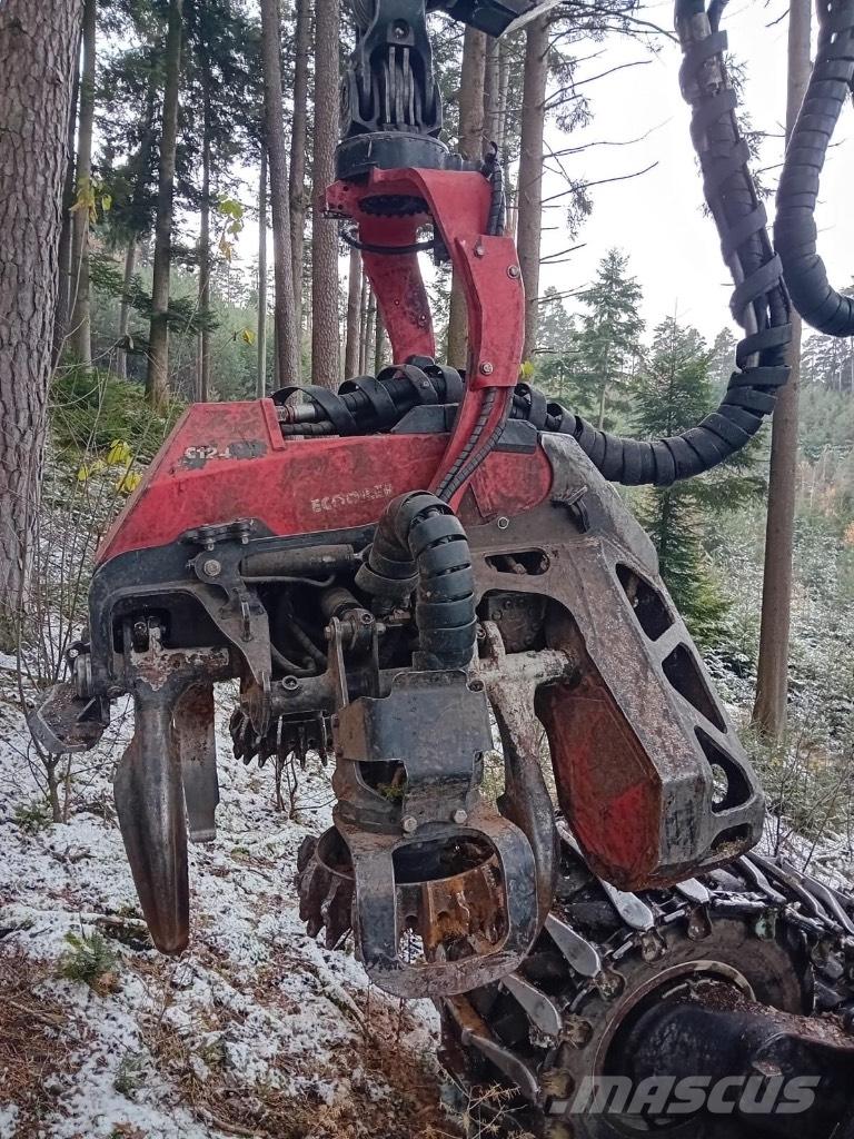 Komatsu 931 XC Harvesters