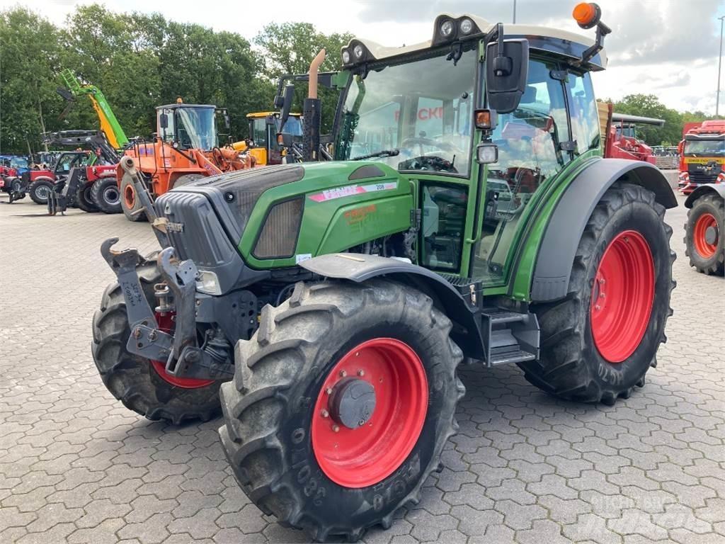 Fendt 208 Vario Tractors