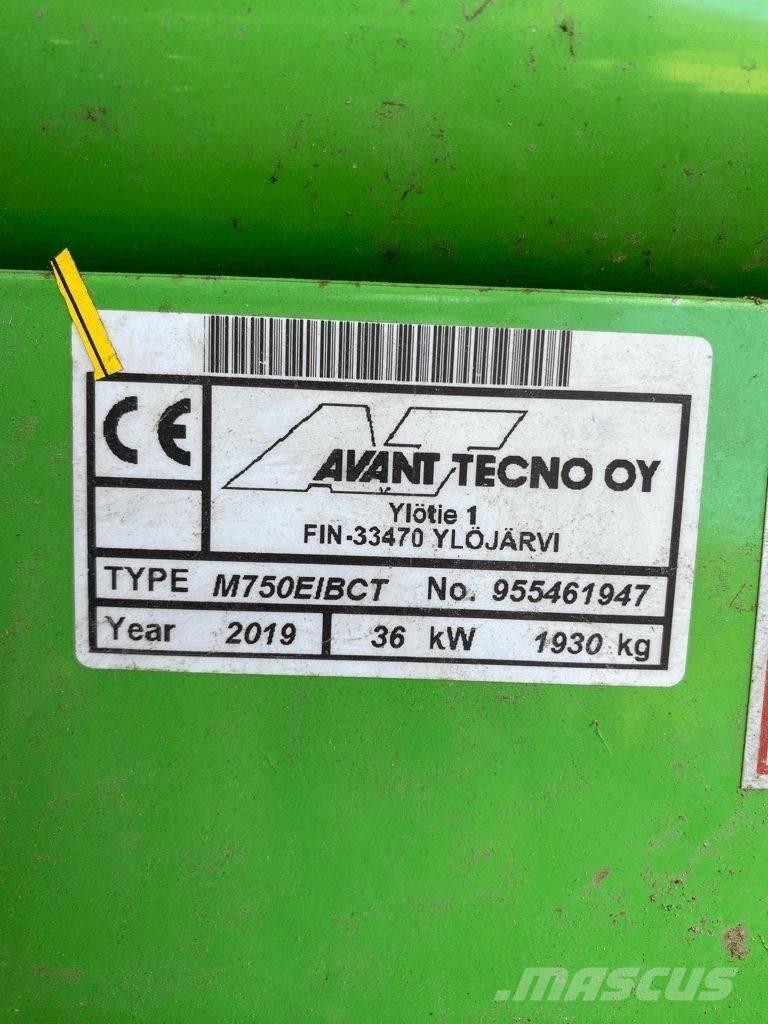 Avant 750 Mini loaders