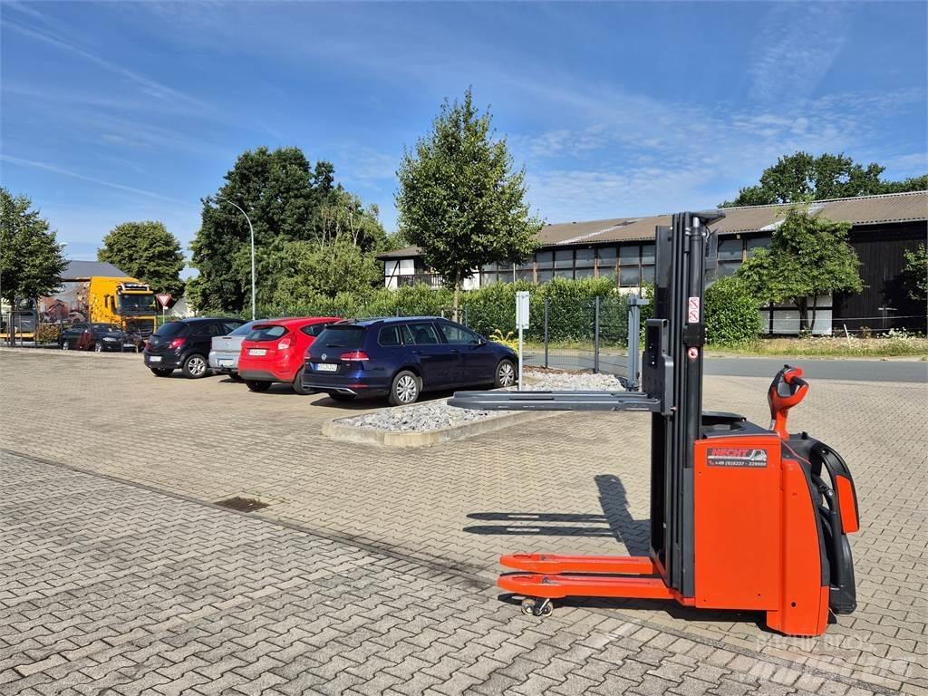 Linde L16APi Pedestrian stacker