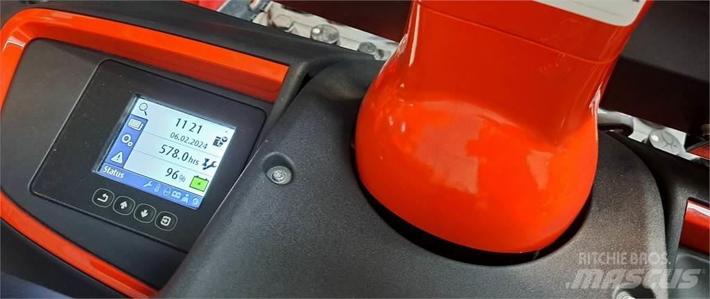 Linde L16APi Pedestrian stacker