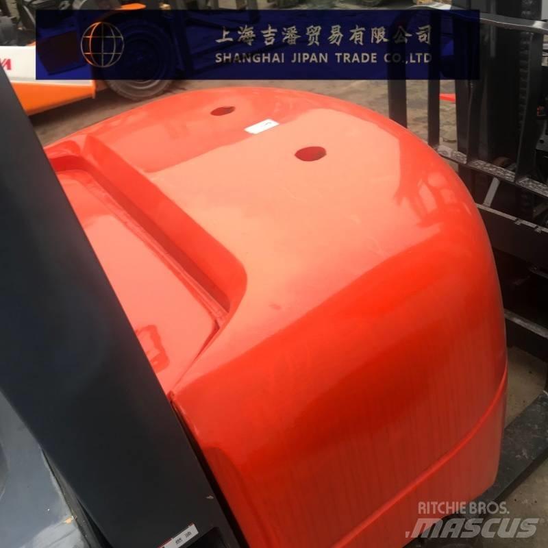 Heli H2000 35 Diesel trucks