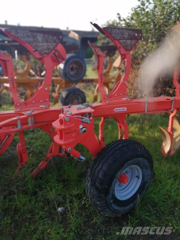 Maschio UNICO M 4+1 Reversible ploughs