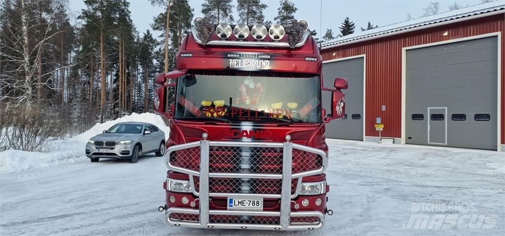 Scania P440 Cable lift demountable trucks