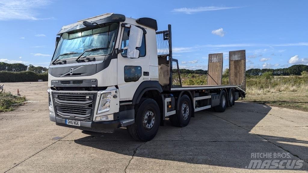 Volvo FM 370 Beavertail Flatbed / winch trucks