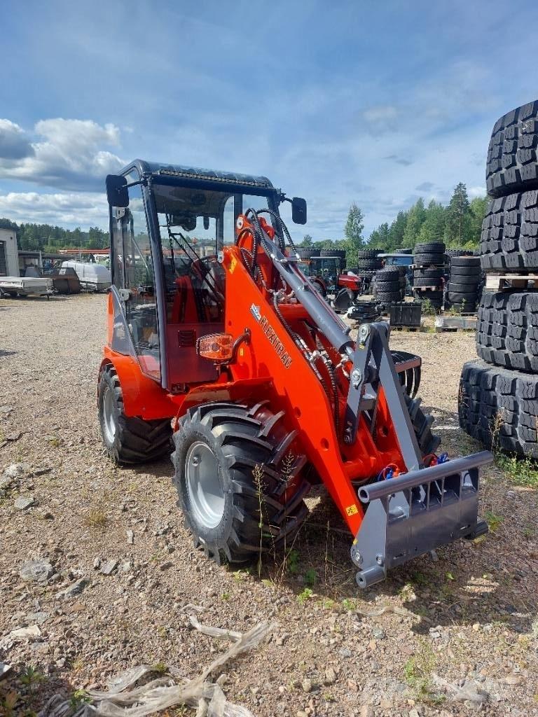 Flexi Trac 1226 cab Tractors