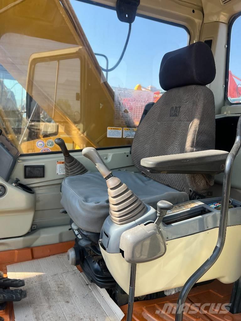 CAT 320 B Crawler excavators