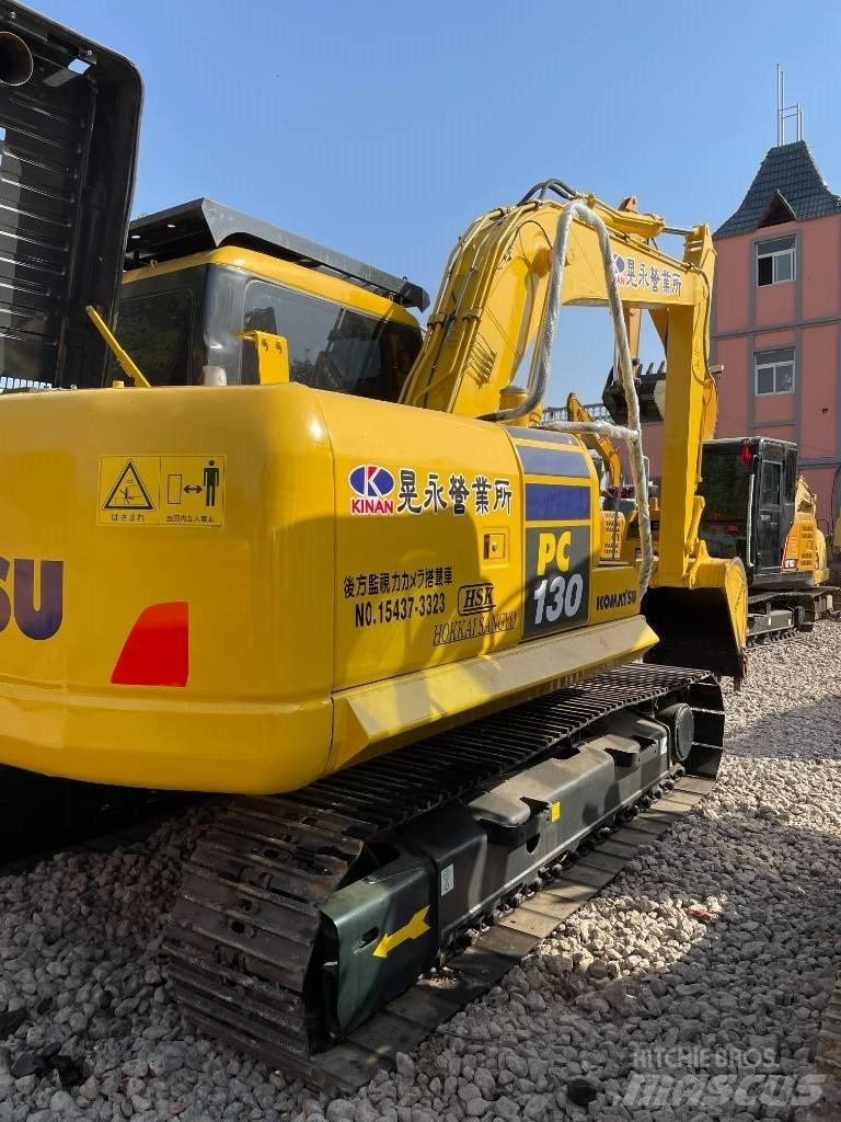 Komatsu 130-7 Crawler excavators
