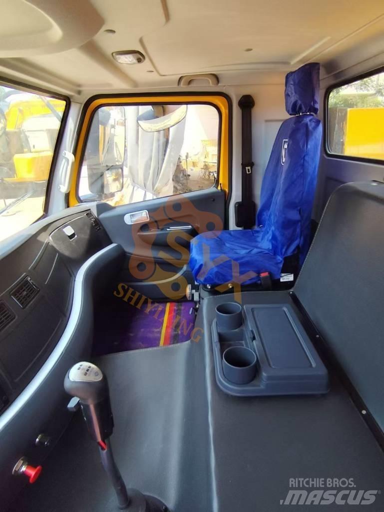 XCMG XCT 25 All terrain cranes