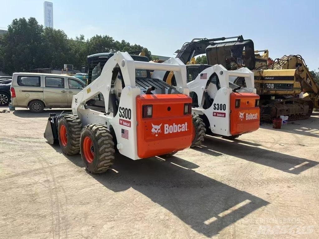 Bobcat S300 Skid steer loaders
