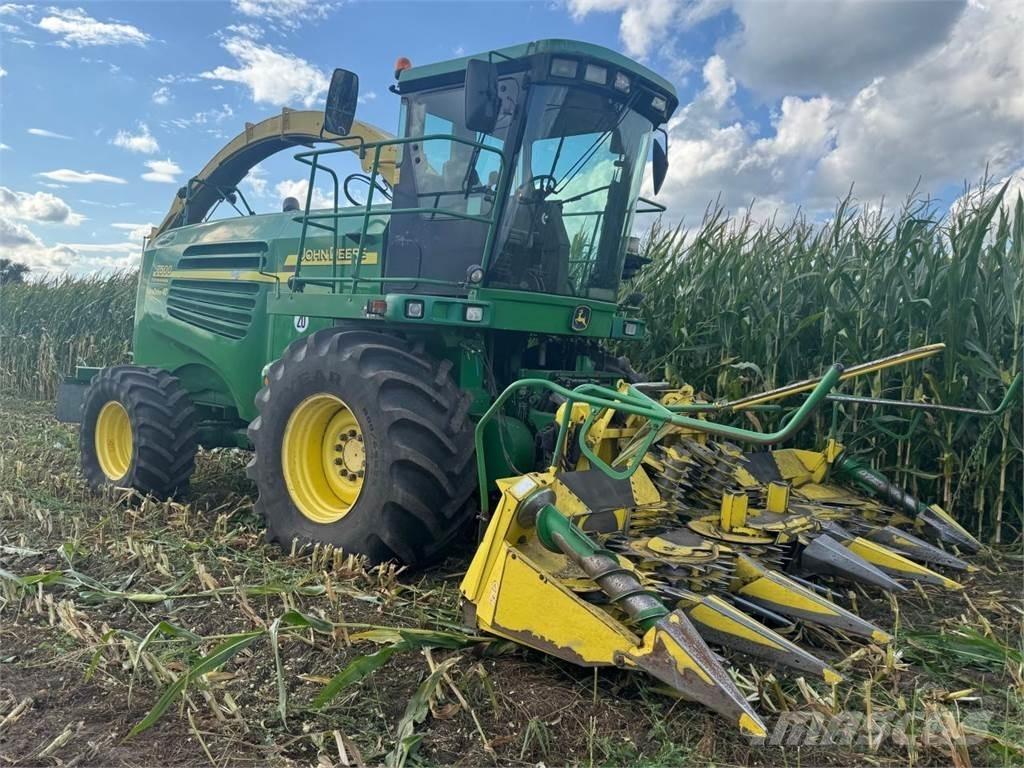 John Deere 7400 Self-propelled foragers
