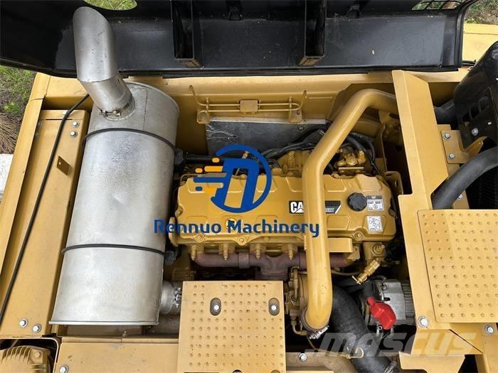 CAT 336 D2 Crawler excavators