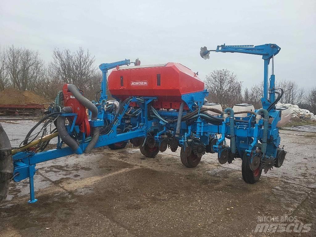 Monosem NX 8R Precision sowing machines