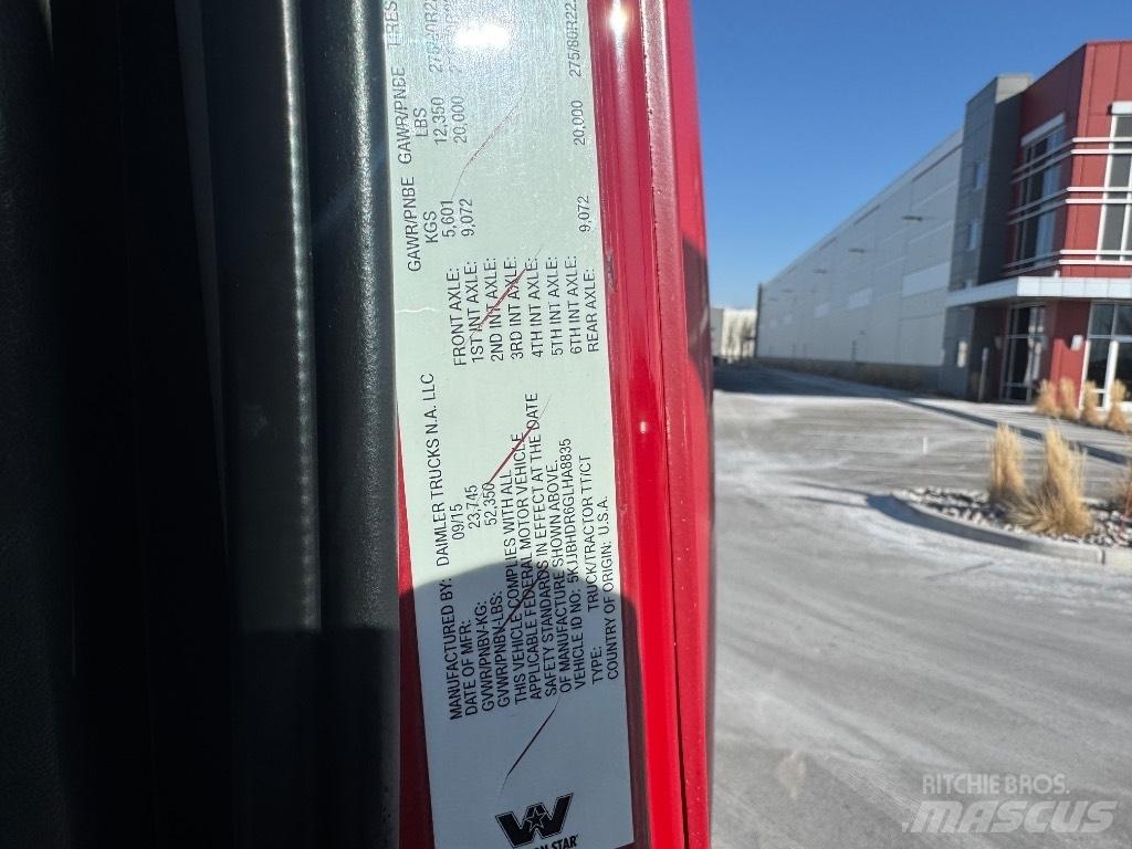 Western Star 5700 XE Tractor Units