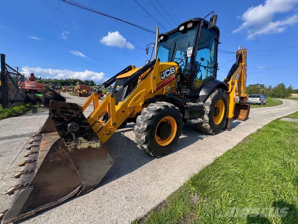 JCB 3CX Backhoe loaders