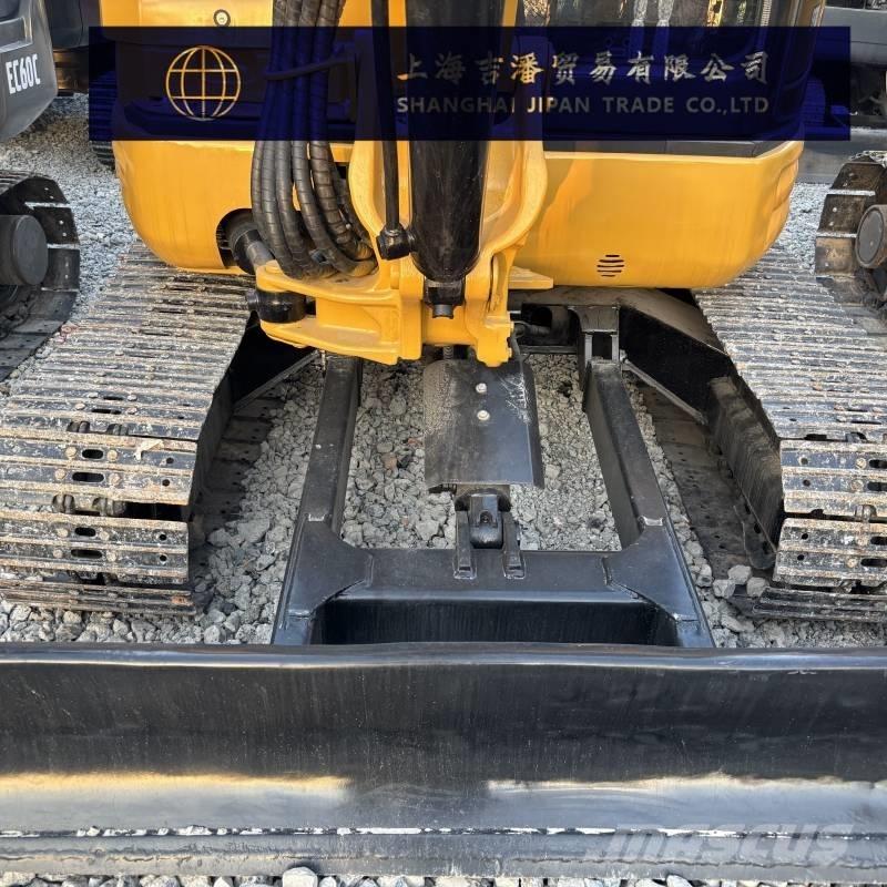 CAT 304 Mini excavators < 7t (Mini diggers)