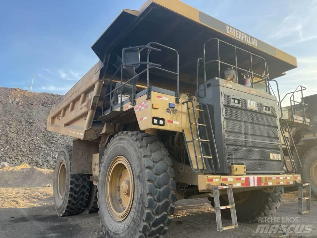 CAT 777e Dump trailers