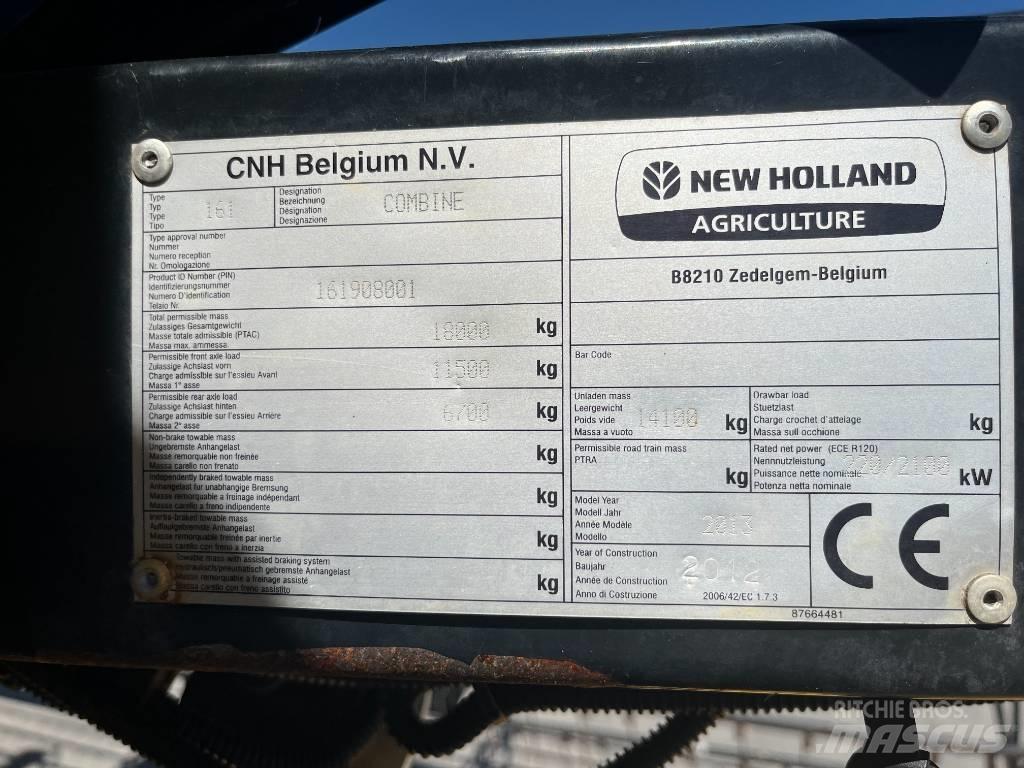 New Holland CX 6090 Combine harvesters