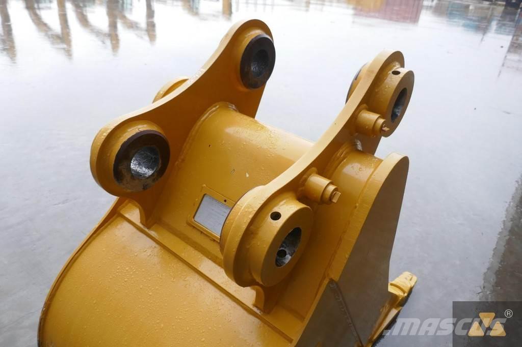 CAT 320 Bucket Buckets