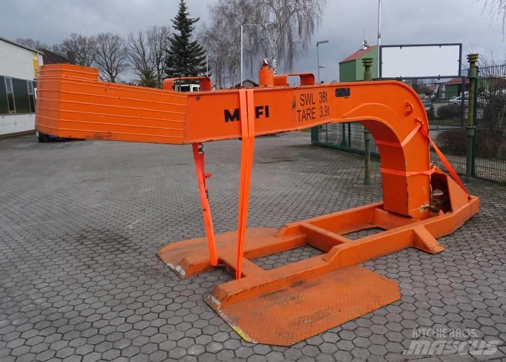Mafi SH32 Terminal tractors