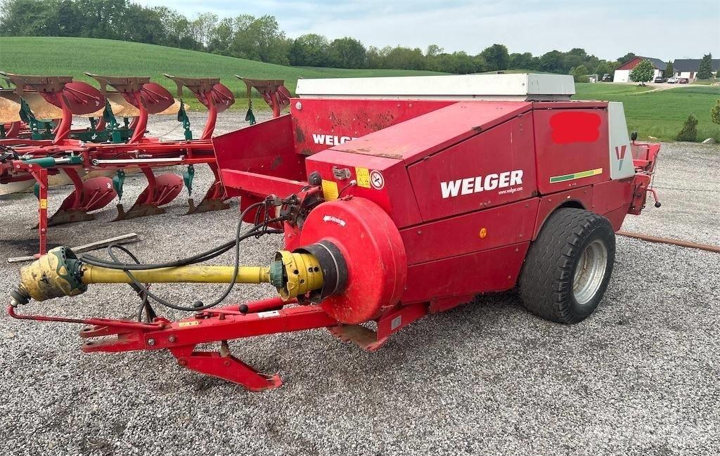 Welger AP830 Square balers