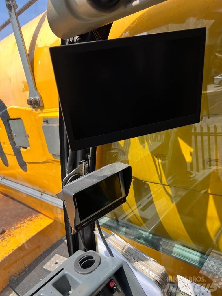Demag AC 200-1 All terrain cranes