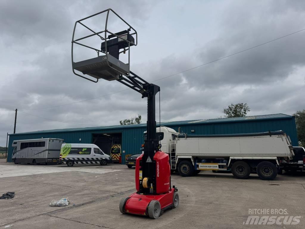 Manitou 100 VJR Vertical mast lifts