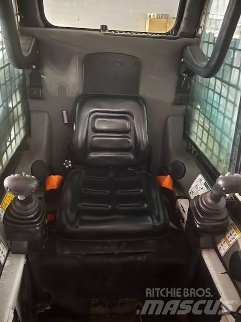 Bobcat S 100 Skid steer loaders