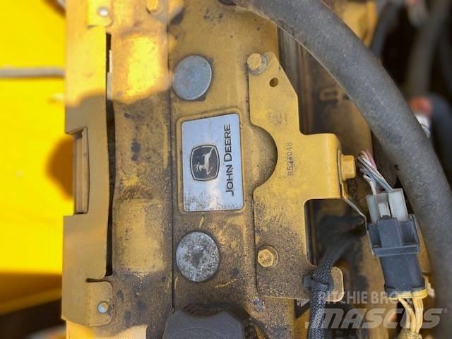 John Deere 210 GLC Crawler excavators