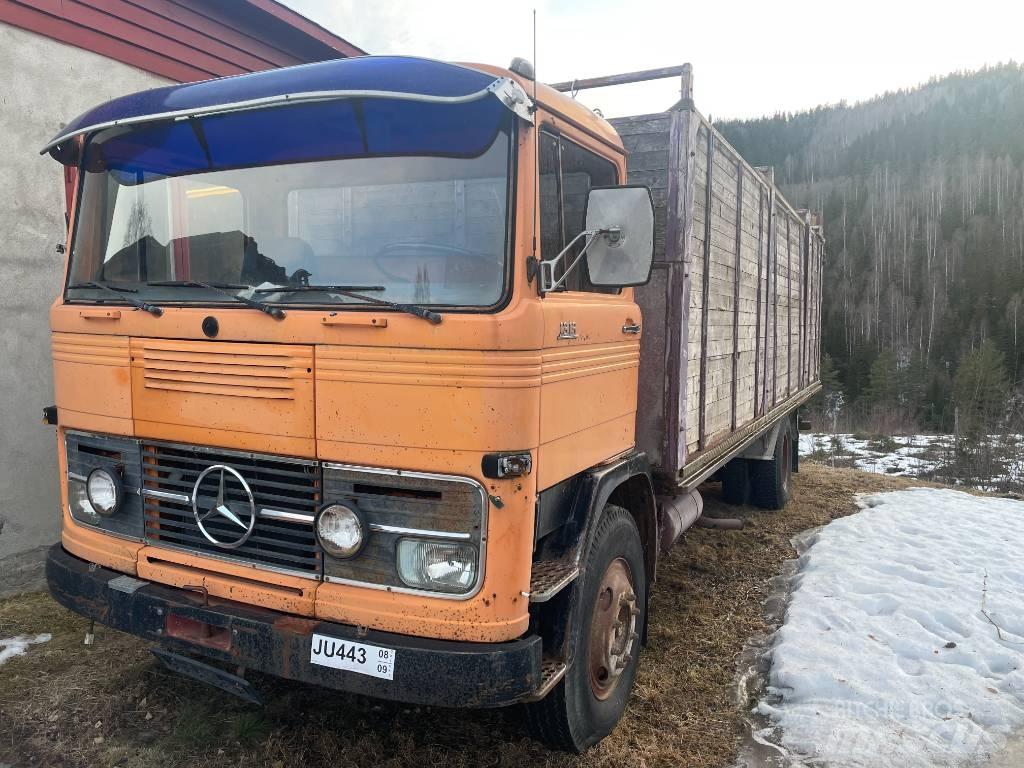 Mercedes-Benz LP1313 Animal transport trucks