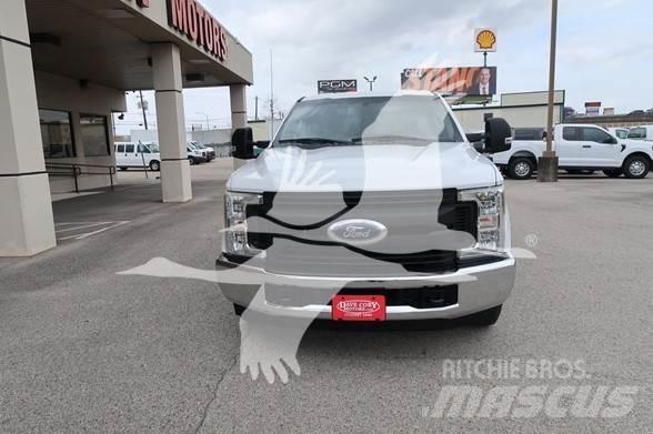 Ford F250 SD Construction - Others