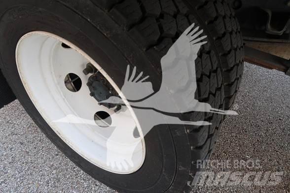 Isuzu NPR HD Construction - Others