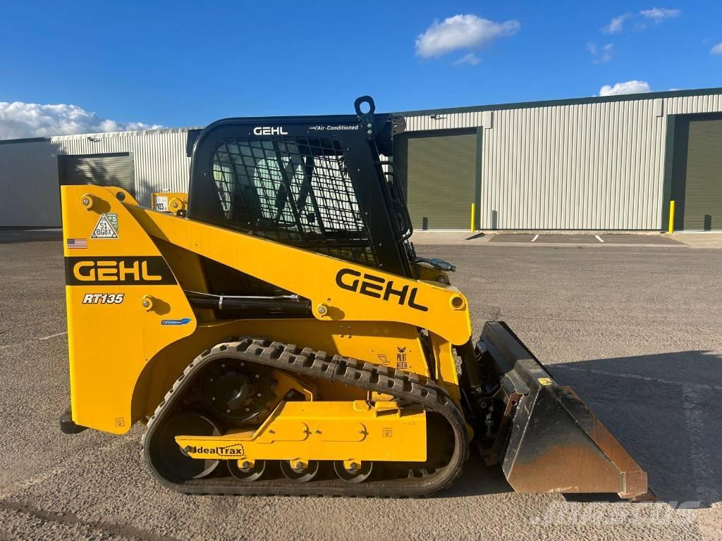 Gehl RT135 Skid steer loaders