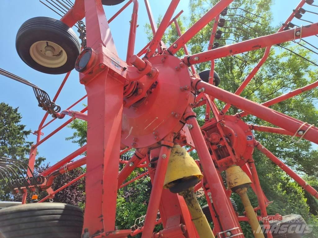 Kuhn GA 7501 Windrowers