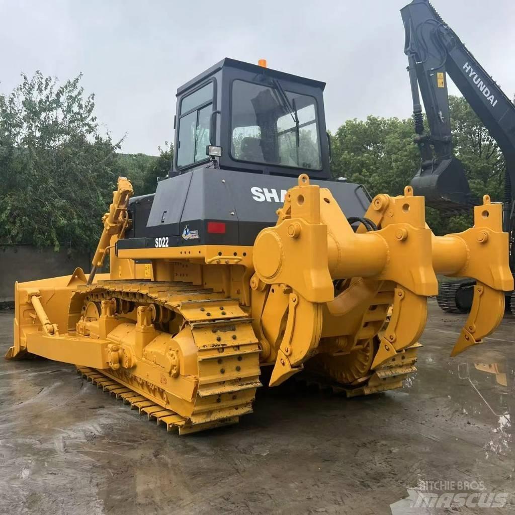 Shantui SD22 Crawler dozers