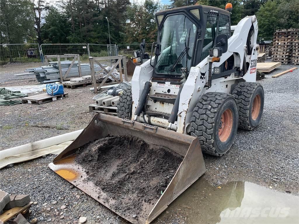 Bobcat S330 Skid steer loaders