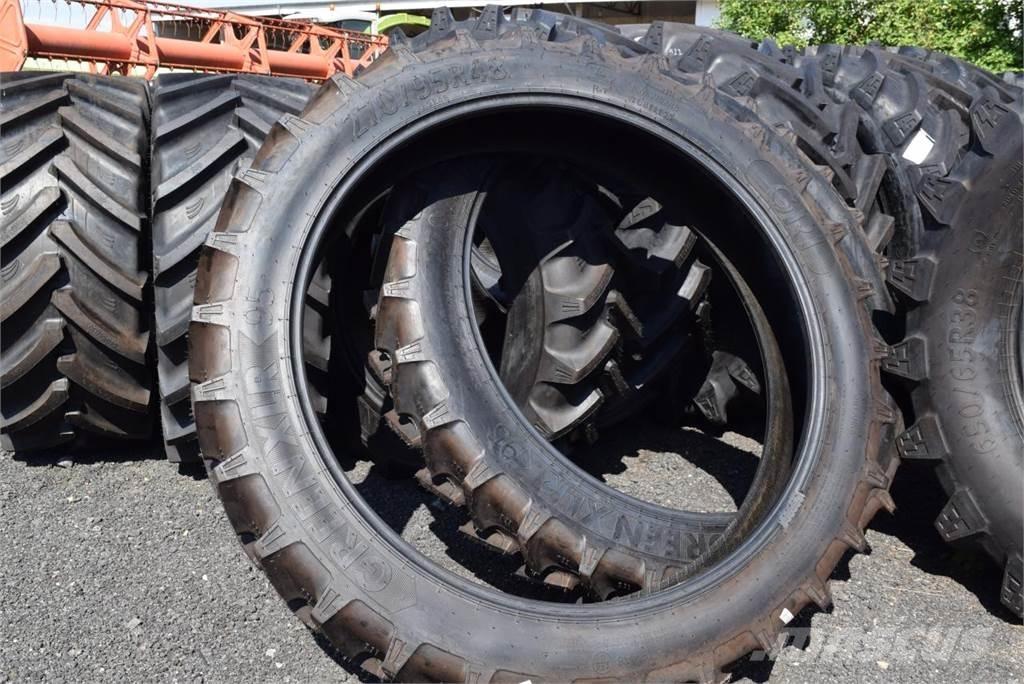  520/85R38 *GRI* Tyres, wheels and rims
