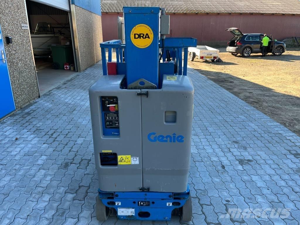 Genie GRC 12 Vertical mast lifts