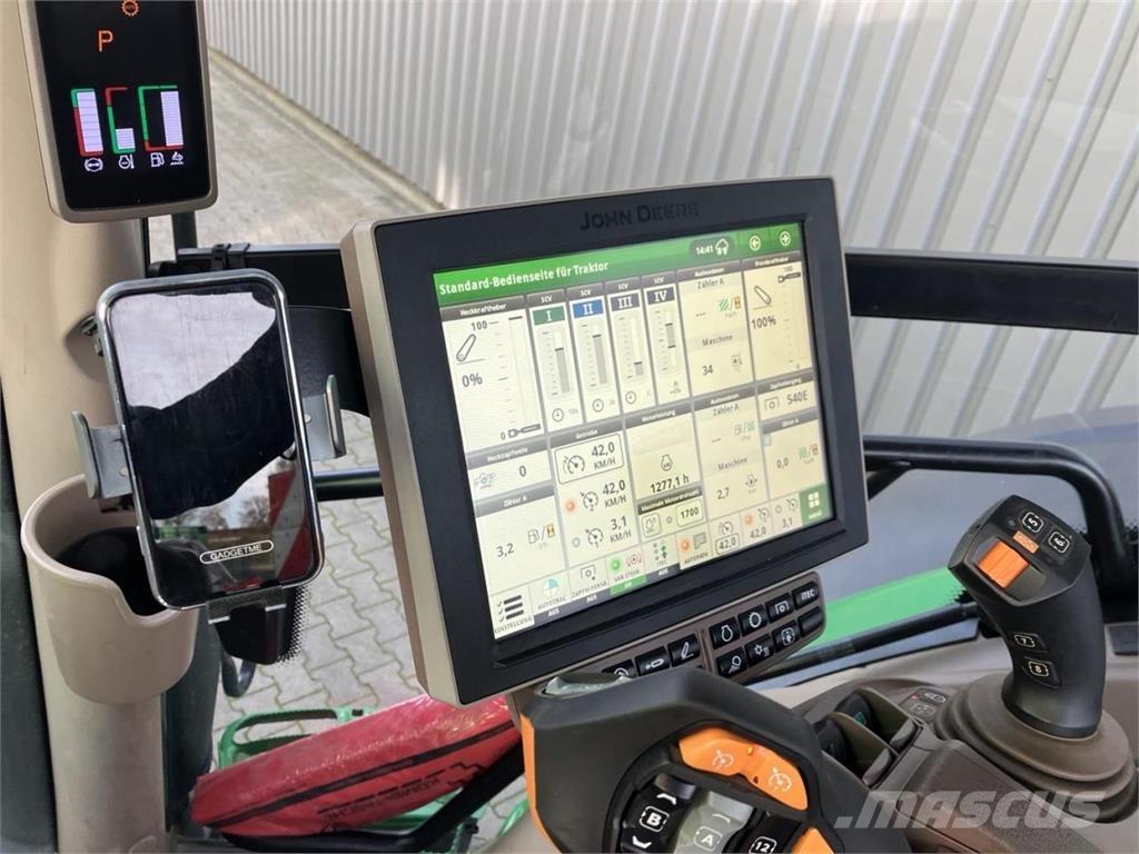 John Deere 6R 215 Tractors