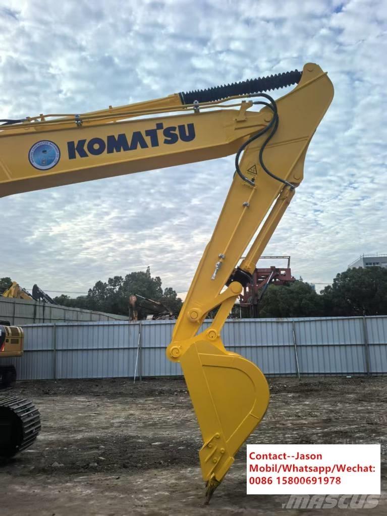 Komatsu PC 220-8 Crawler excavators