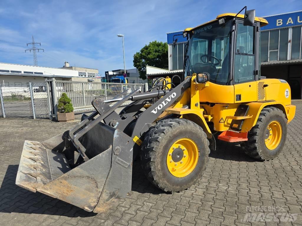 Volvo L 30 G Wheel loaders