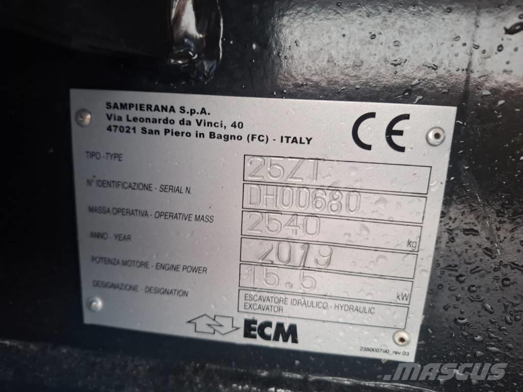 ECM 25 ZT Mini excavators < 7t (Mini diggers)