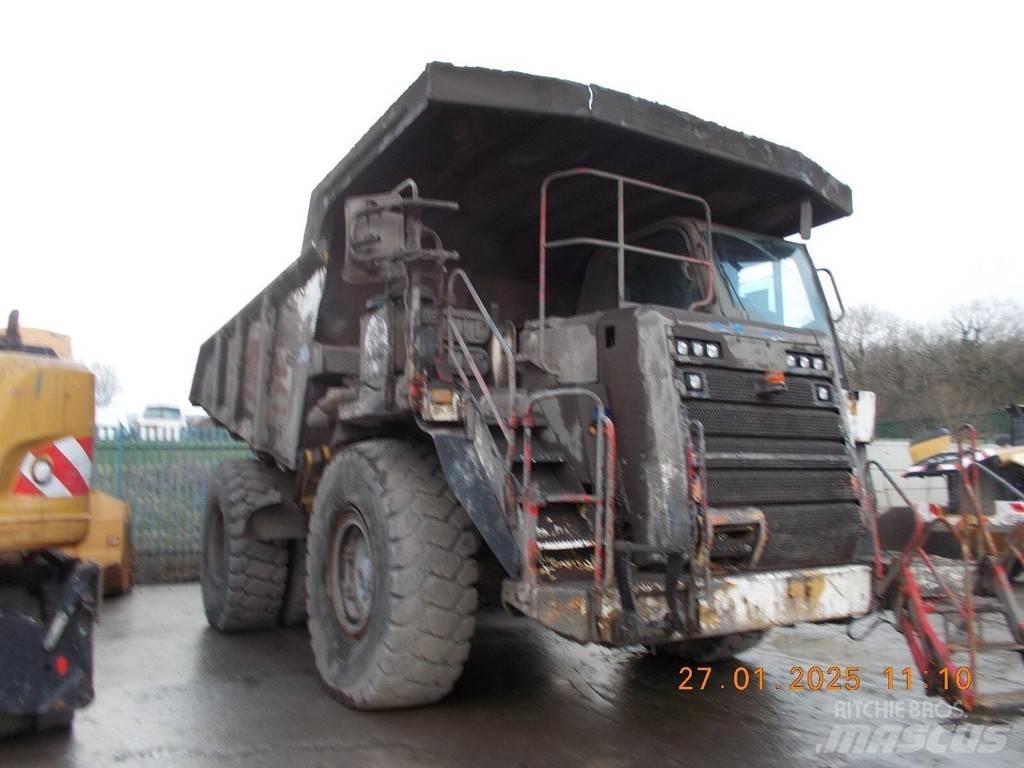 CAT 775G Rigid dump trucks