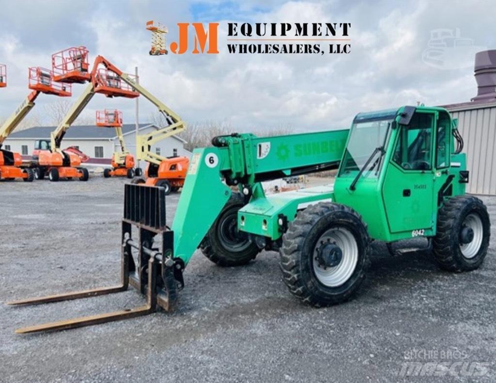 SkyTrak 6042 Telescopic handlers