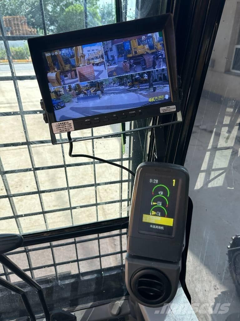 CAT CAT320D Midi excavators  7t - 12t